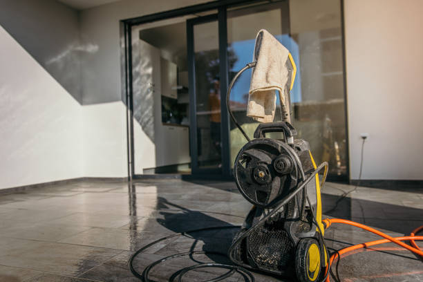 Best Animal Enclosure Cleaning  in Redondo Beach, CA